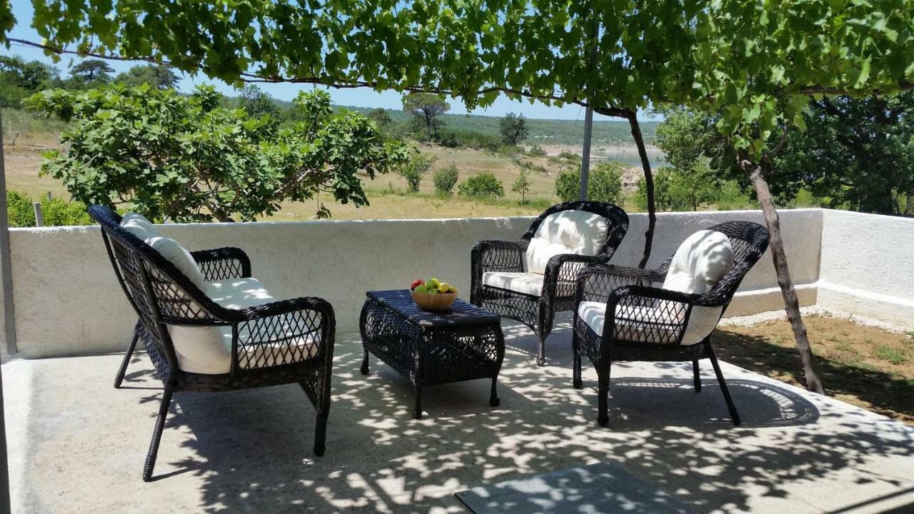 Holiday House Tunjarice 오브로박 외부 사진